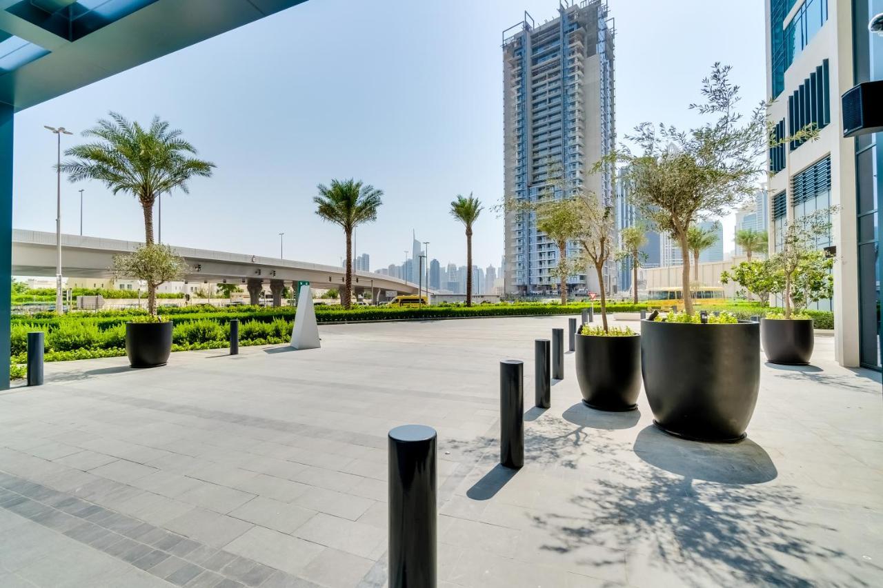 Vida Emirates Hills Residences Дубай Экстерьер фото